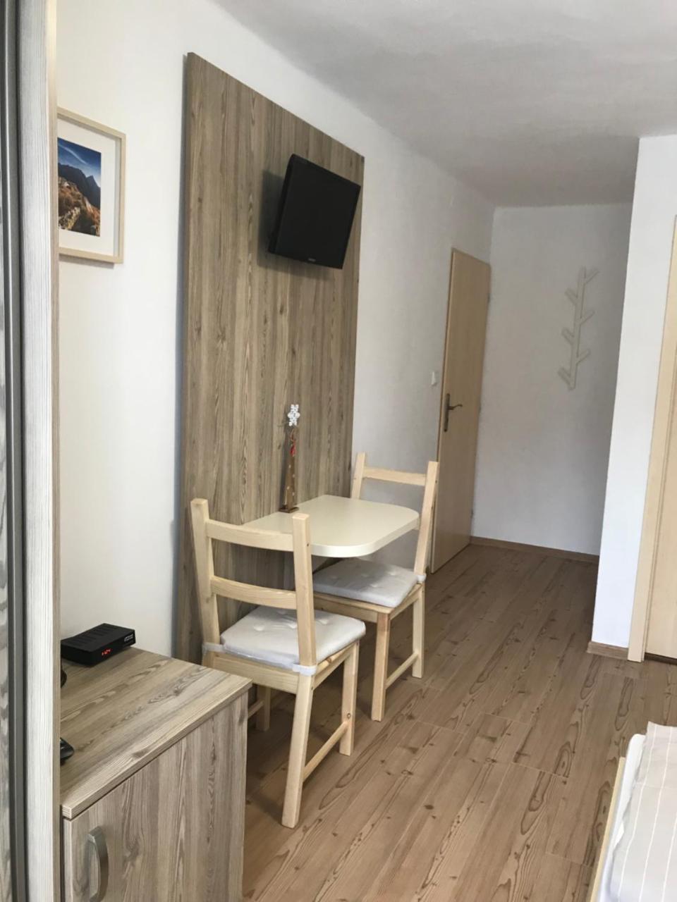 Vila Bellis Tatranská Lomnica Buitenkant foto